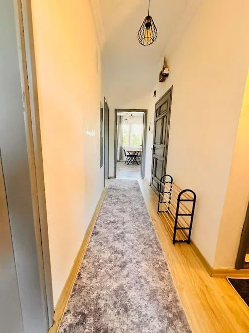 Merkezi, Genis Daire Antalya Apartmán